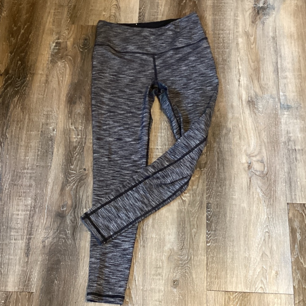 VS Victoria Sport Women's Heather Gray Leggings